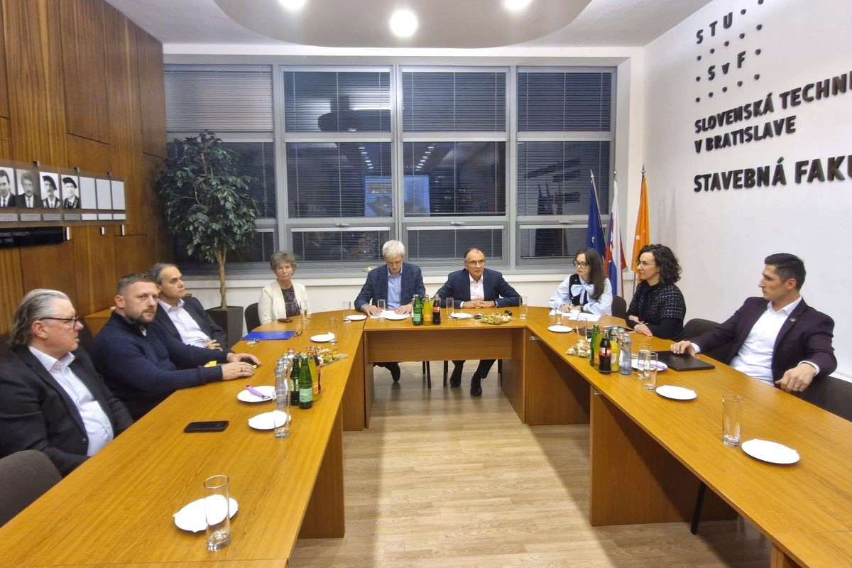 Stretnutie priemyselnej rady