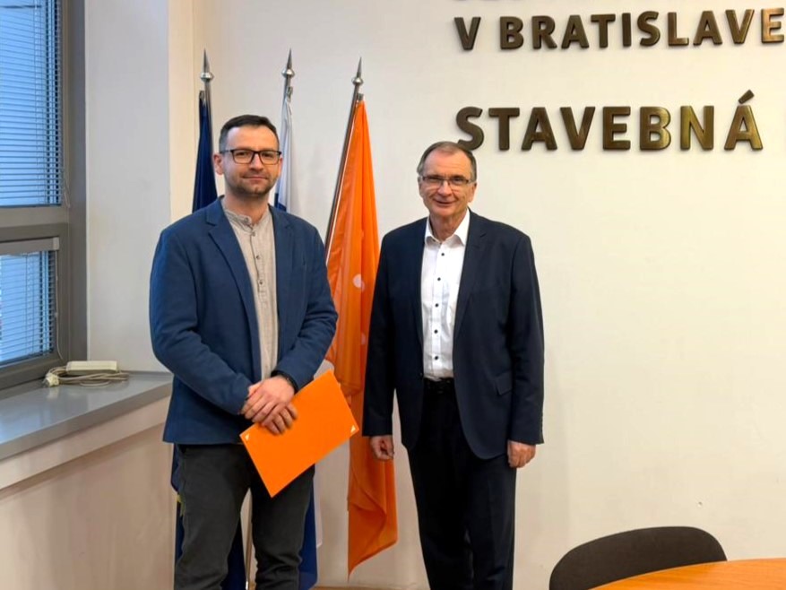 Dekan fakulty a docent J. Čurpek