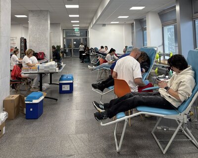 Stavbárska kvapka krvi bola tentokrát aj o spájaní stavbárskej komunity