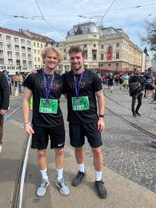 Tím SvF na behu Devín - Bratislava