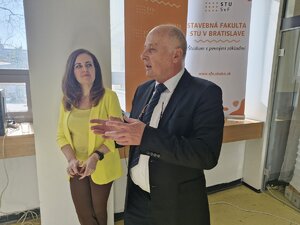 Virtuálna interaktívna mechanika - 1